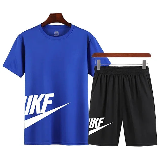 https://ae01.alicdn.com/kf/Sf29d06eaa5704d6d9f9290238ea0aa8be/Conjunto-de-camisetas-e-shorts-masculinos-de-luxo-camisa-de-manga-curta-roupa-esportiva-casual-para.jpg_640x640.jpg