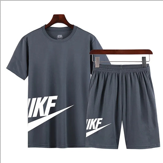 https://ae01.alicdn.com/kf/Saae0f1bf8aae4086ba8cfc48d30775a0H/Conjunto-de-camisetas-e-shorts-masculinos-de-luxo-camisa-de-manga-curta-roupa-esportiva-casual-para.jpg